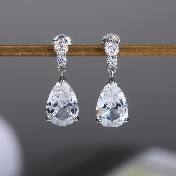 925 Sterling Silver Elegant Lab Diamonds Water Drop Earrings - Picture 5 of 14